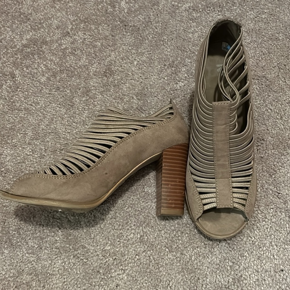 Strappy taupe heels